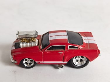 Muscle Machines 1966 Shelby GT350 Mustang