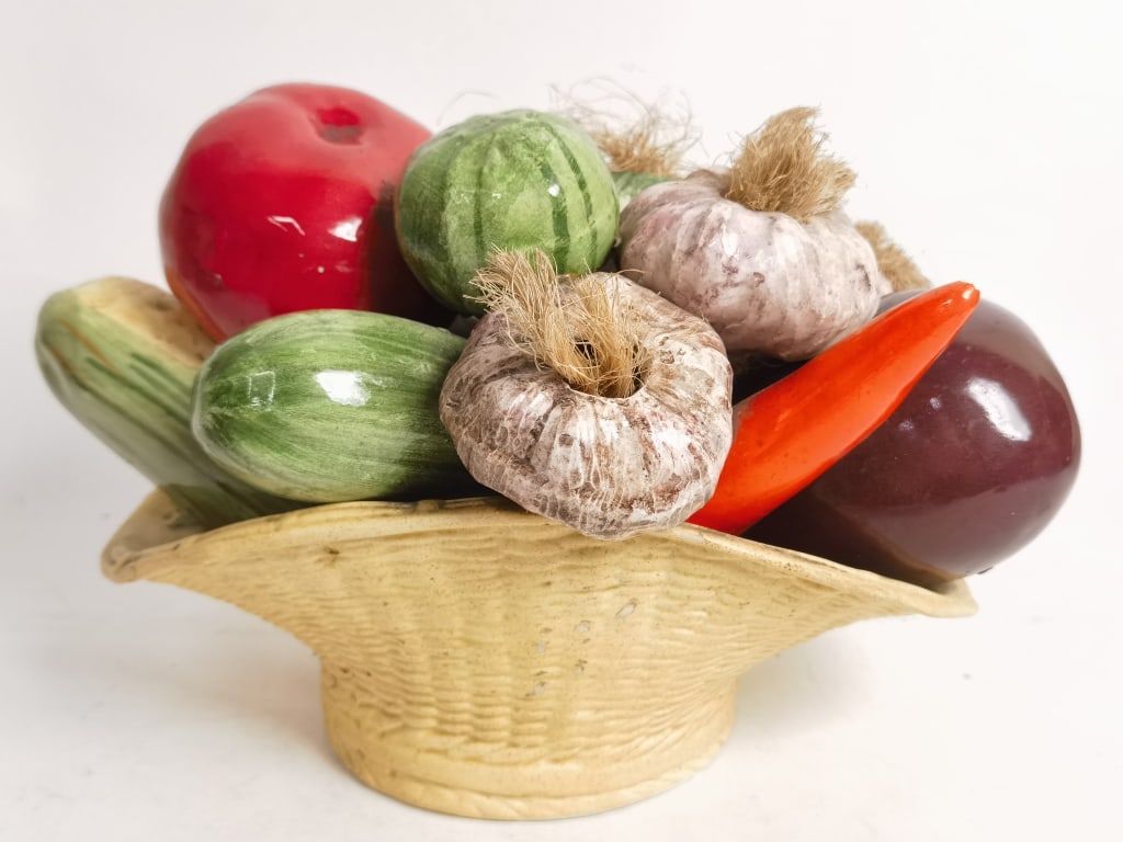 Vintage Capodimonte Style Porcelain Vegetable Bask: Vintage Capodimonte Style Porcelain Vegetable Basket, 7.5in by 10.5in