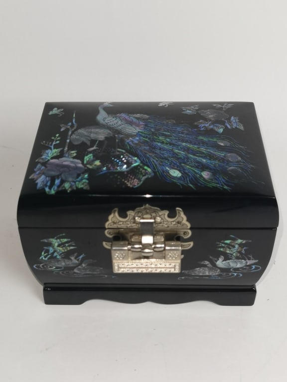Chinese Mother-of-Pearl Inlay Lacquer over Wood Jewelry Box: Chinese Mother-of-Pearl Inlay Lacquer over Wood Jewelry Box, 4.5in by 6.5in by 4.5in