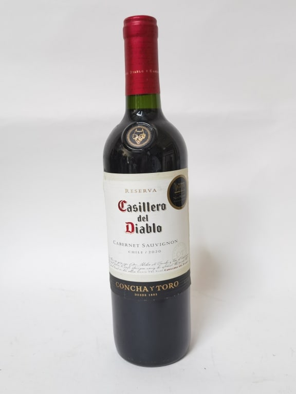 2020 Casillero del Diablo Cabernet Sauvignon: 2020 Casillero del Diablo Cabernet Sauvignon, 12in