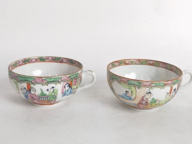 (2) Vintage Chinese Export Porcelain Famille Rose Medallion Cups