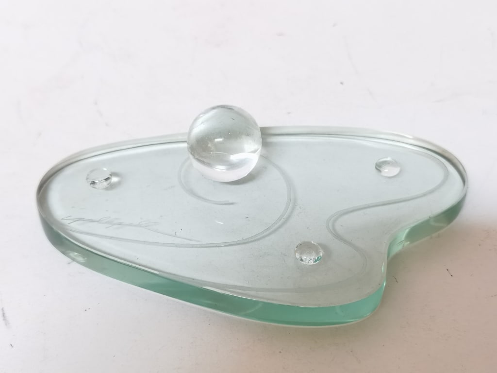 Vintage Signed Art Glass Table Decor (1 of 4)