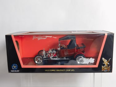 Lucky Die Cast 1/18 1923 Ford T-Bucket (Top Up)