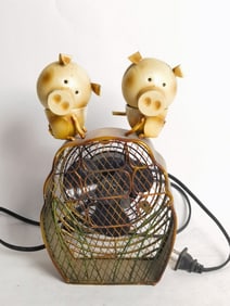 Vintage Pig Figurine Fan