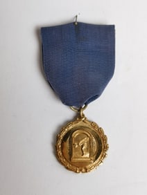 Vintage Men's 400 Meter Medley Relay Medal