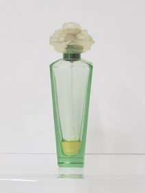 Elizabeth Taylor Gardenia Glass Perfume Bottle