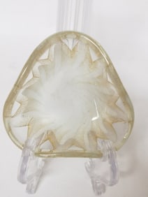 Vintage Murano Italy Milky White/Glitter Glass Dis