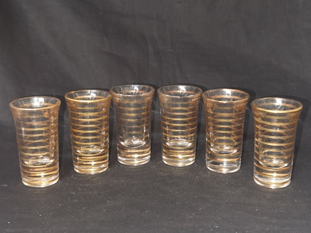(6) Vintage 24K Gold MCM Crystal Shot Glasses: (6) Vintage 24K Gold MCM Crystal Shot Glasses, 3in