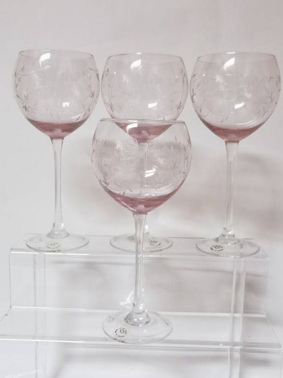 (4) Lenox Etched Pink Wine Glasses: (4) Lenox Etched Pink Wine Glasses, 8.75in
