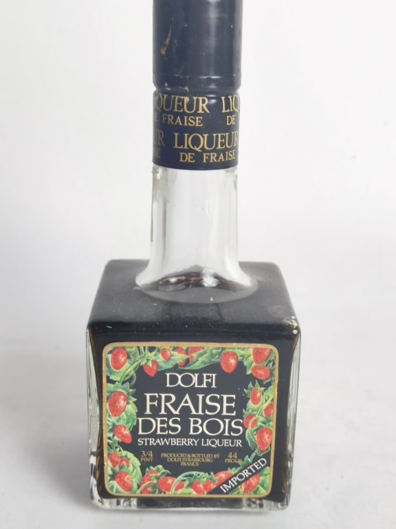 Dolfi Fraise Des Bois Strawberry Liqueur: Dolfi Fraise Des Bois Strawberry Liqueur