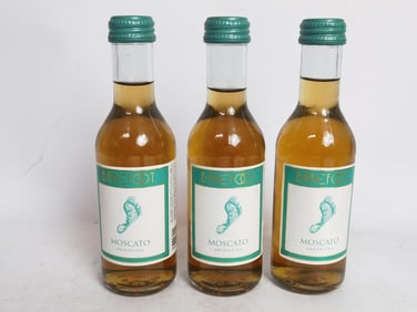 (3) Barefoot Moscato