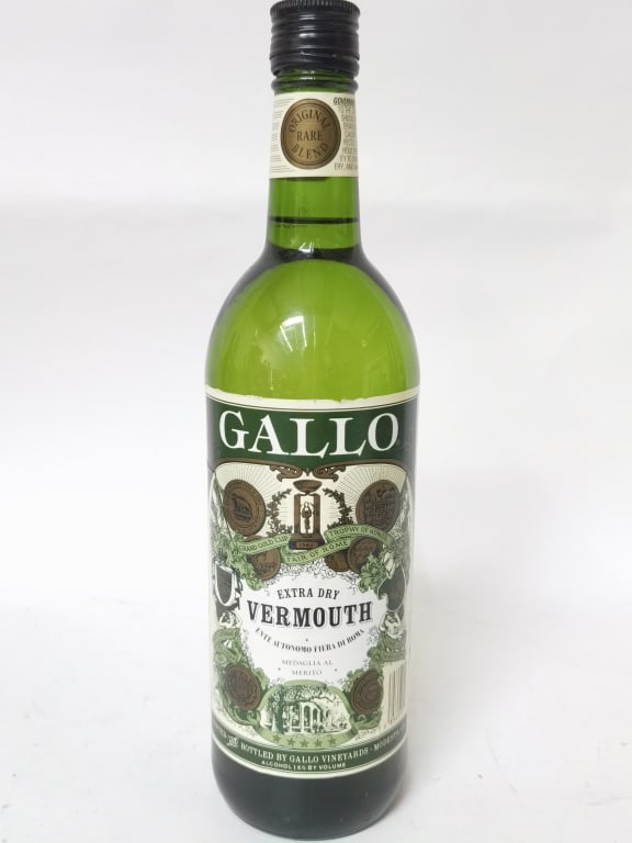 Gallo Vineyard Extra Dry Vermouth: Gallo Vineyard Extra Dry Vermouth, 11.5in