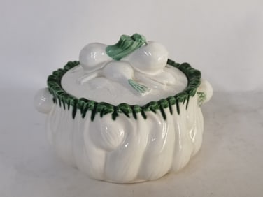Vintage Nasco Stoneware Porcelain Onoin Covered Ja