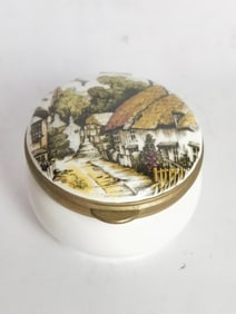Vintage Ayshford England Porcelain Cottage Trinket