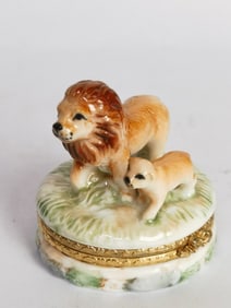 1998 VIntage Geo.Z. Lefton Porcelain Lion Trinket
