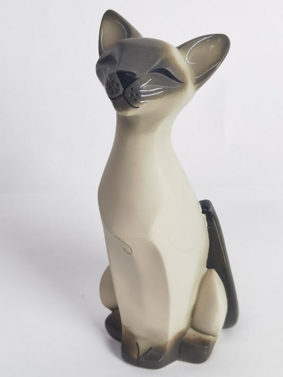 Pedigree Pals Porcelain Siamese Cat Figurine (1 of 5)