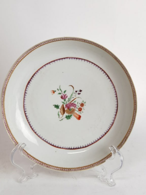 Qing Chinese Export Porcelain Famille Rose Plate (1 of 4)