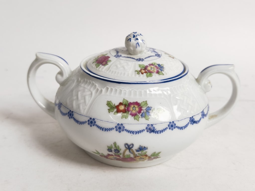 Crown Imperial Czechoslovia Concordia Sugar Bowl (1 of 5)