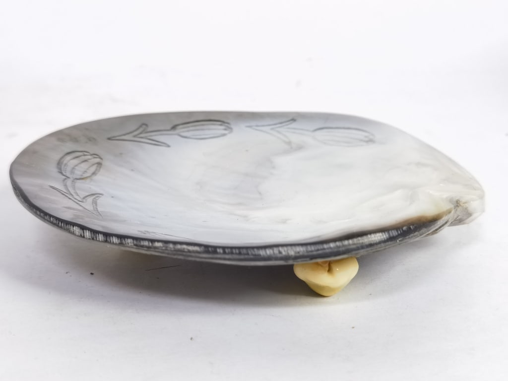 Vintage Three-Foot Shell Carved Plate (1 of 3)