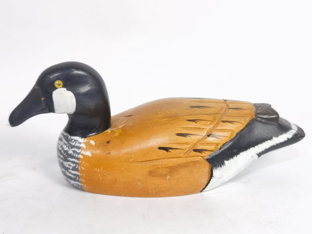 Vintage "Oak and Brass" Wood Carved Duck Decoy: Vintage "Oak and Brass" Wood Carved Duck Decoy, 4.5in by 10.25in