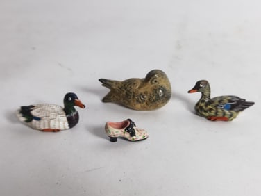 Group of Vintage Hand Painted Pottery Ducks