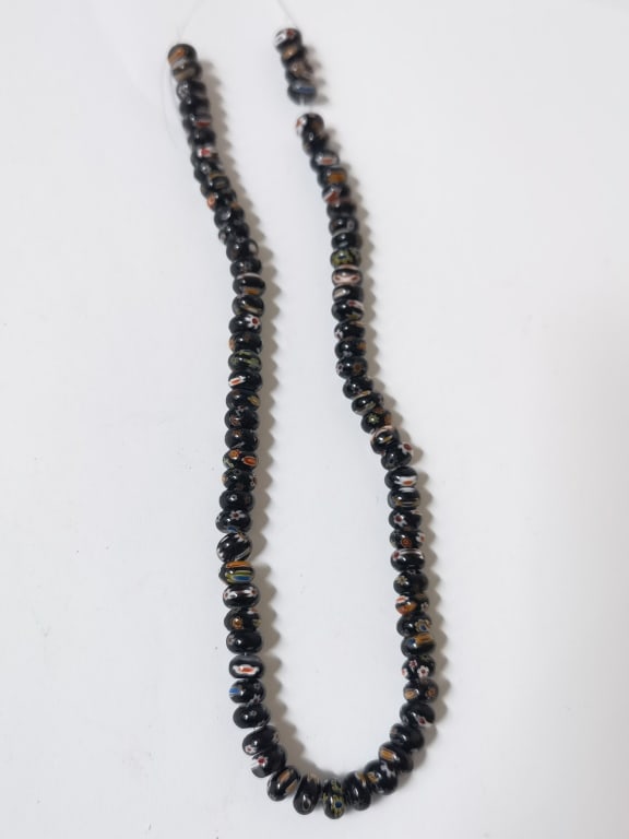 Murano Italy Style Millefiori Bead Necklace: Murano Italy Style Millefiori Bead Necklace, 15in
