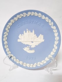 1973 Wedgwood Jasperware Blue Christmas Plate