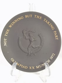 1972 Vintage Wedgwood Olympi Munch Plate