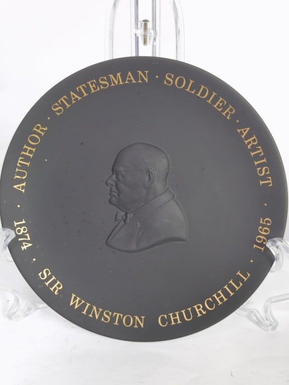 Vintage Wedgwood Winston Churchill Plate (1 of 5)