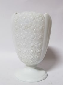 Vintage Fenton Cupped Daisy Button Milk Glass Vase