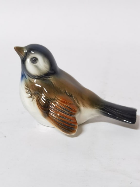Vintage Goebel Hummel Porcelain Bird Figurine (1 of 3)