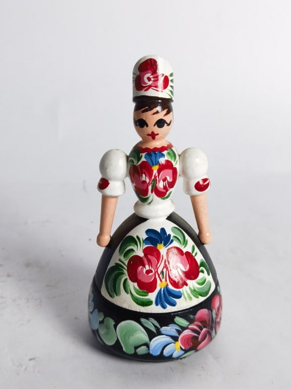 Vintage Hungary Hand Painted Wood Doll: Vintage Hungary Hand Painted Wood Doll, 5.5in