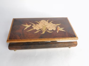 Vintage Reuge Lefton Marquetry Edelwiss Music Jewe
