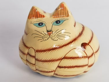 Vintage Papier Mache Lacquer Painted Cat Trinket B