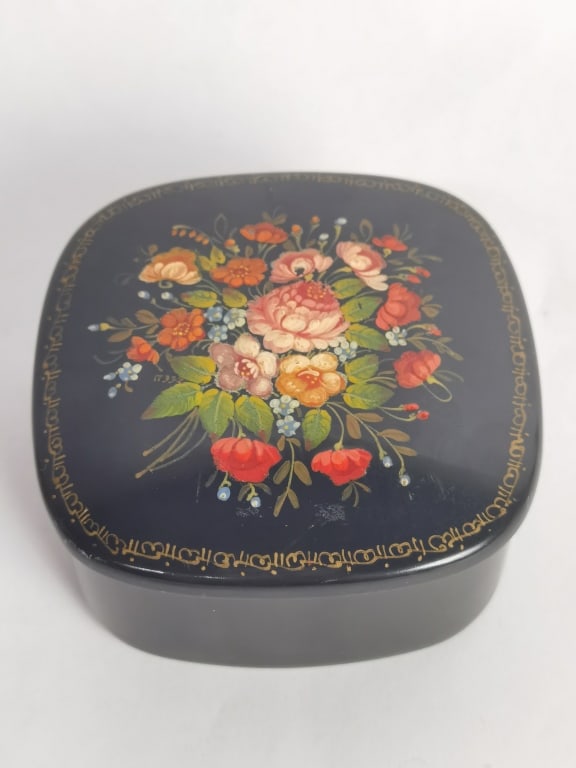 Russian Hand Painted Floral Lacquer Jewelry Box (1 of 4)