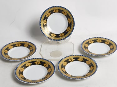 (5) Yeu Shing YS Laurel Shield Fine Porcelain Sauc
