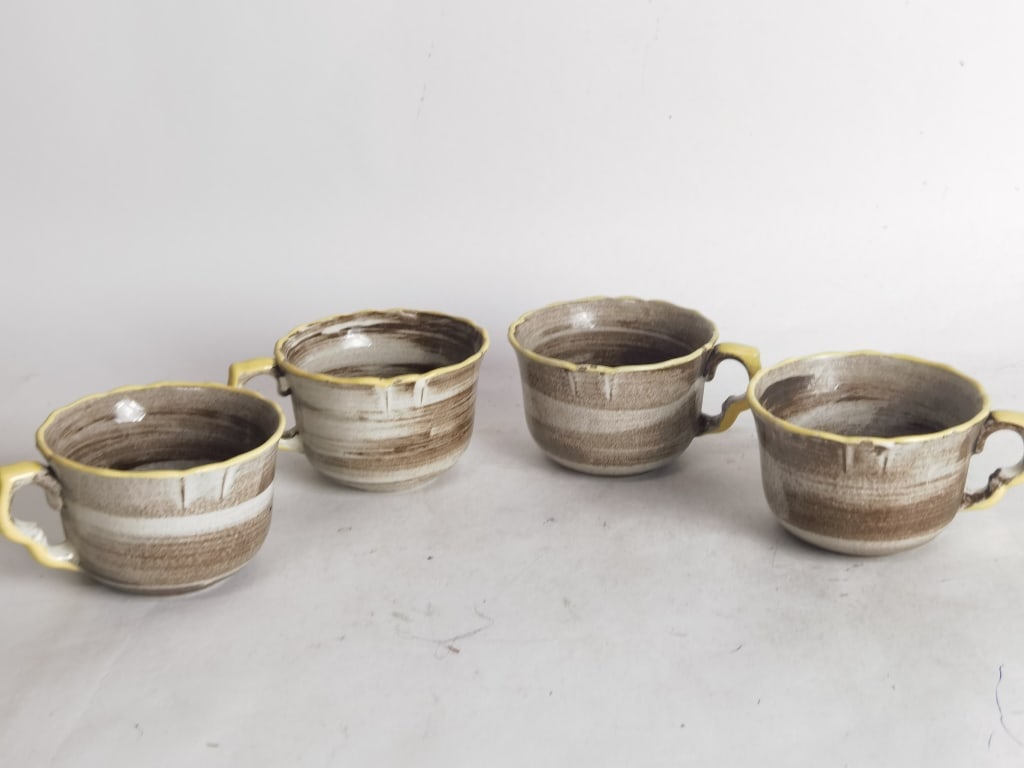 Vintage Santa Anita Ware Vreni Provincial Apple Cu: Vintage Santa Anita Ware Vreni Provincial Apple Cups, 2.5in by 4.5in