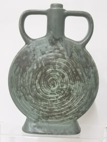 Vintage Swirl Porcelain Handled Vase