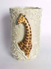Quon Quon QQ Ceramic Giraffe Vase