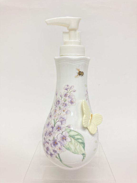Lenox Porcelain Butterfly Meadow Soap Bottle (1 of 3)