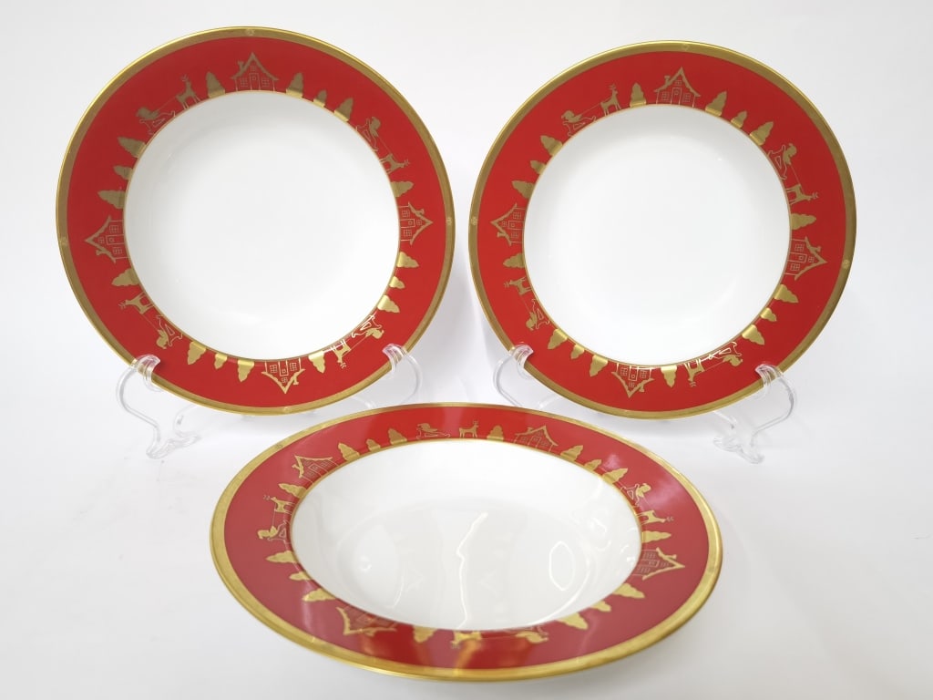 (3) Christian Dior Joyeux Noel Dinner Plates: (3) Christian Dior Joyeux Noel Dinner Plates, 9in