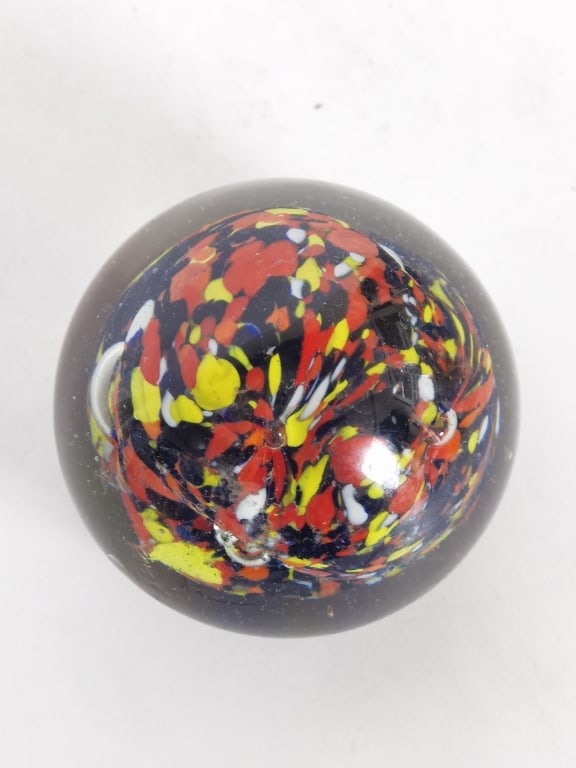 Vintage Blue/Yellow/Red Splatter Glass Paperweight: Vintage Blue/Yellow/Red Splatter Glass Paperweight, 2.5in by 3in