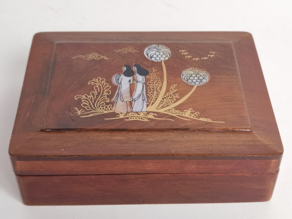 Vintage Asian Mother-of-Pearl Inlay Rosewood Box: Vintage Asian Mother-of-Pearl Inlay Rosewood Jewelry Box, 2.25in by 6 3/8in