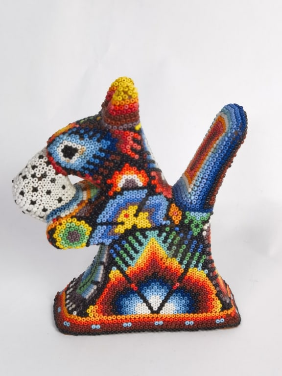 Vintage Mexican Huichol Beaded Squirrel Figurine: Vintage Mexican Huichol Beaded Squirrel Figurine, 5in by 4.25in