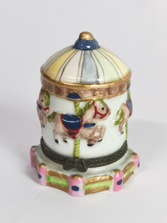 Vintage Porcelain Merry-Go-Around Trinket Box: Vintage Porcelain Merry-Go-Around Trinket Box, 3in