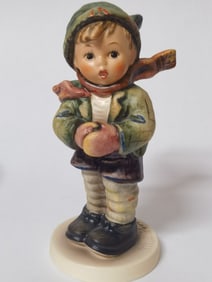 1981 Goebel Hummel Porcelain Special Ed. Figurine