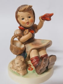 Goebel Hummel "Farewell" Porcelain Figurine