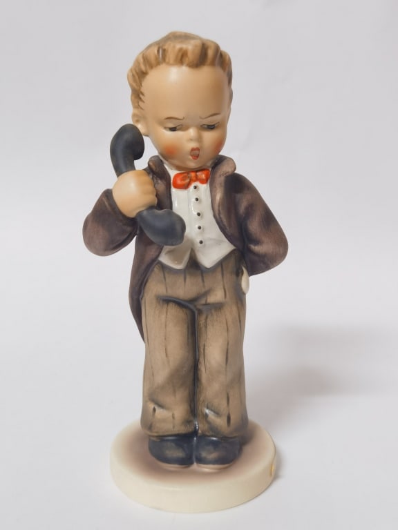 Goebel Hummel "Hello" Porcelain Figurine (1 of 4)