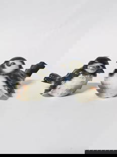 (2) Goebel Hummel Porcelain Bird Figurines: (2) Goebel Hummel Porcelain Bird Figurines, 3in by 4in