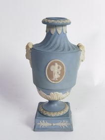 Vintage Wedgwood Porcelain Cameo Neoclassical Urn